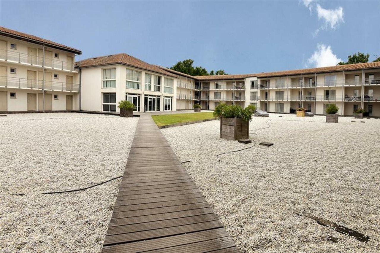 Vacanceole - Le Domaine Du Chateau - La Rochelle / Ile De Re 라고르 외부 사진