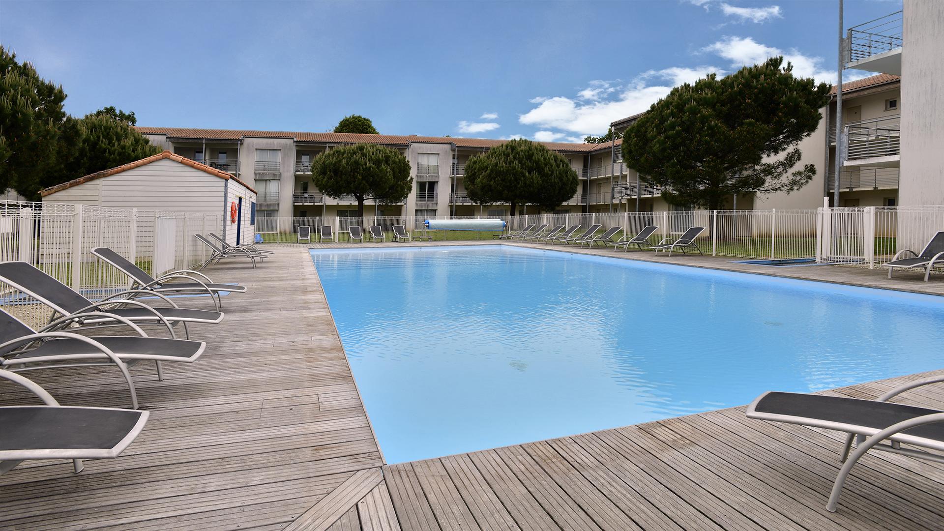 Vacanceole - Le Domaine Du Chateau - La Rochelle / Ile De Re 라고르 외부 사진