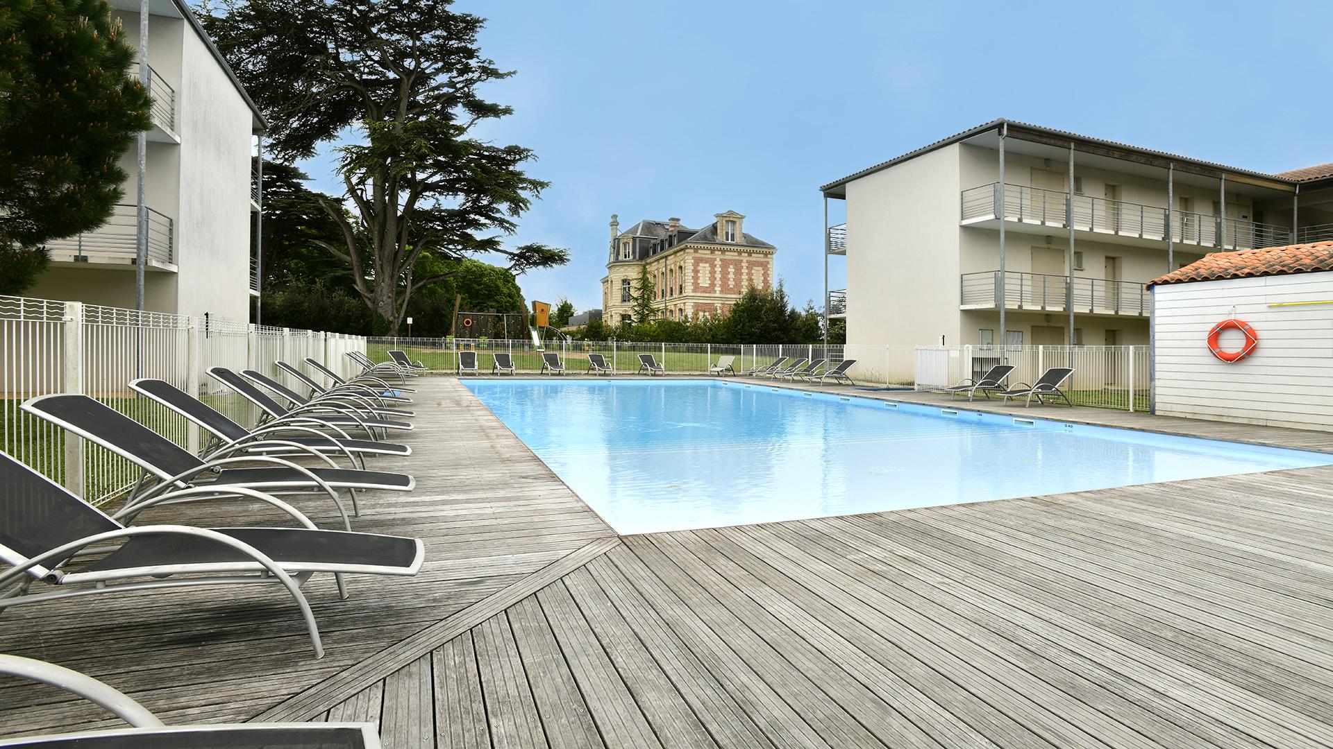 Vacanceole - Le Domaine Du Chateau - La Rochelle / Ile De Re 라고르 외부 사진