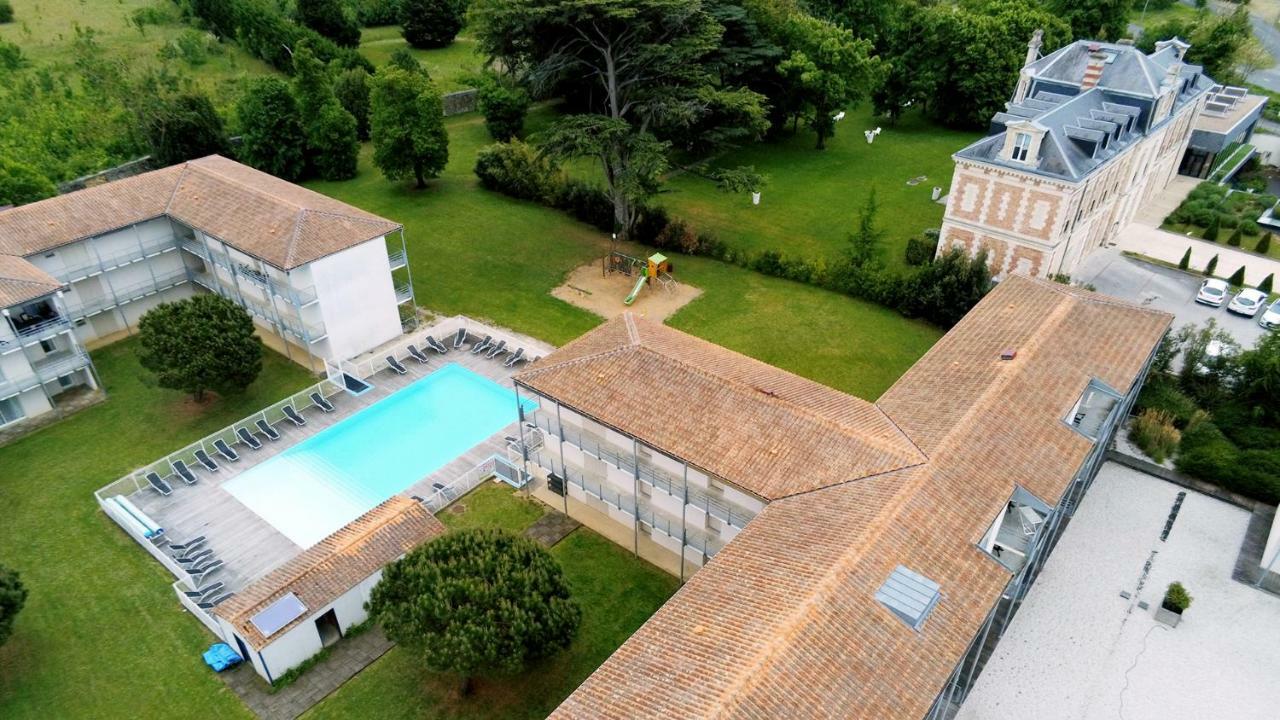 Vacanceole - Le Domaine Du Chateau - La Rochelle / Ile De Re 라고르 외부 사진